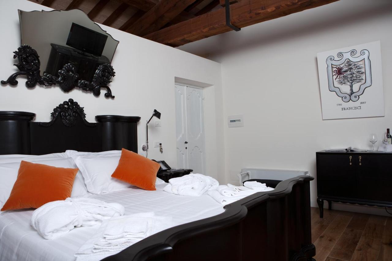 Castello Di Montignano Relais & Spa Massa Martana Εξωτερικό φωτογραφία