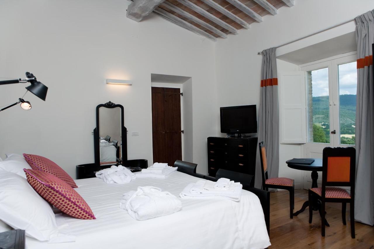 Castello Di Montignano Relais & Spa Massa Martana Εξωτερικό φωτογραφία